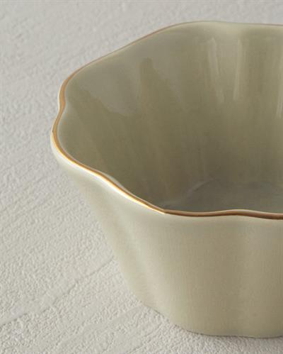 Pure Flower Купа Порцелан 18 см Зелена резеда