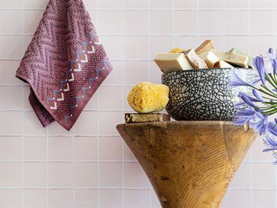 Pure Ikat ХАВЛИИ ЗА РЪЦЕ Жакардов 30x45 cm Damson