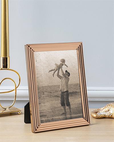 Pure Wisteria Рамка Алуминий 13x18 см Златен