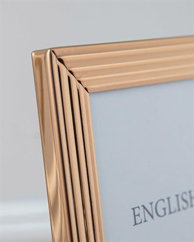 Pure Wisteria Рамка Алуминий 13x18 см Златен