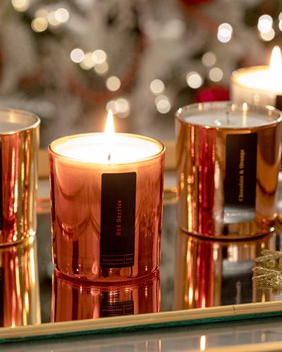 Red Berries Scented Candle 210 gr Red