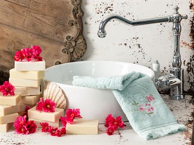 Sakura Garden ХАВЛИИ ЗА РЪЦЕ Бродирани 30x45 cm Seledon,