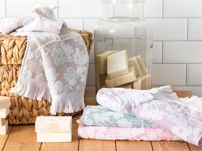 Sakura Zen ХАВЛИИ ЗА РЪЦЕ Жакардов 30x45 cm Pink