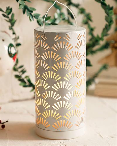 Shine Metal With Led Lantern 8X8X17 cm White