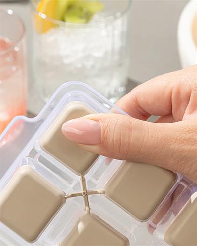 Simply Контейнер За Лед С Капак, Пластмасов, Тъмно Бежово, 8,9 X 25,3 X 3,9 Cm