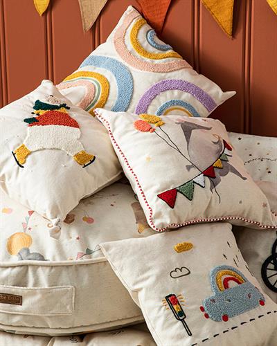 Sirk Dekoratıf Kırlent Бежово, 30 X 30 Cm