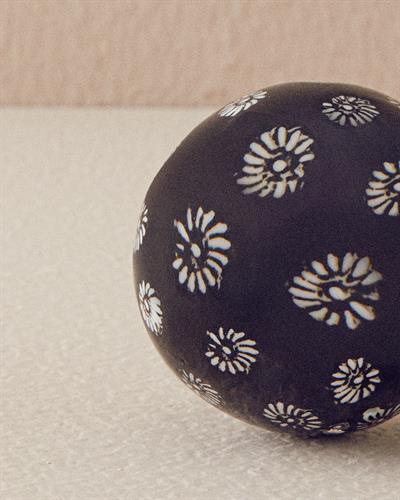 Talia Porcelain Decorative Object 8 cm Black