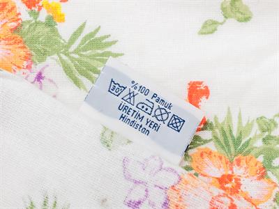 Tropical Paradise КУХНЕНСКА ПРЕСТИЛКА Отпечатано .