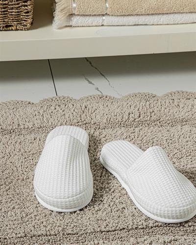 Vera Spa Slippers 36-40 White
