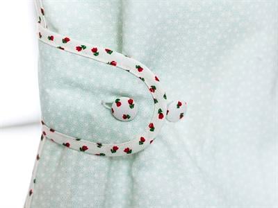 Winter Dream КУХНЕНСКА ПРЕСТИЛКА Водоустойчив . .