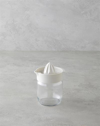 Zoe Изстисквачка За Лимони Пластмаса 425 мл Кремав