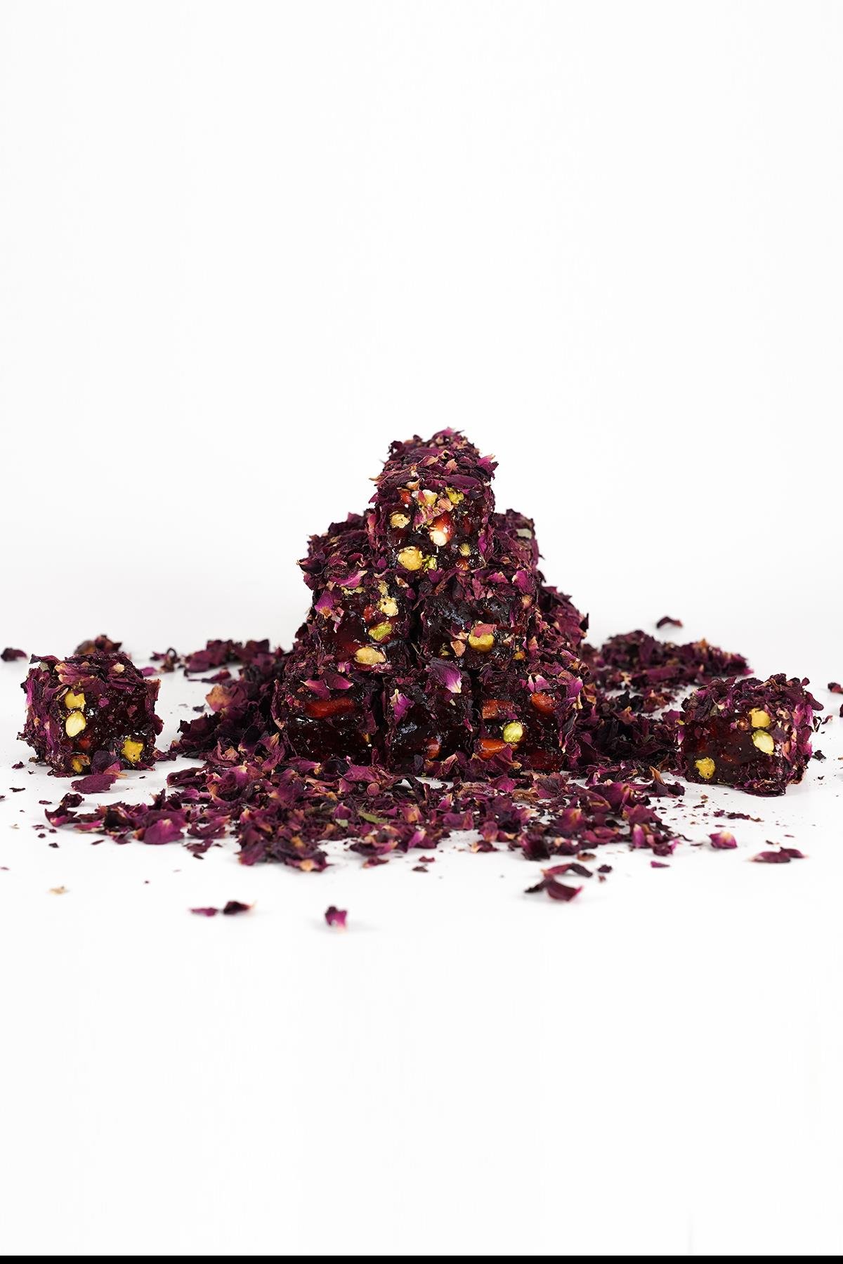 Gül Yapraklı Narlı Fıstıklı Kesme Fitil Lokum 1 Kg