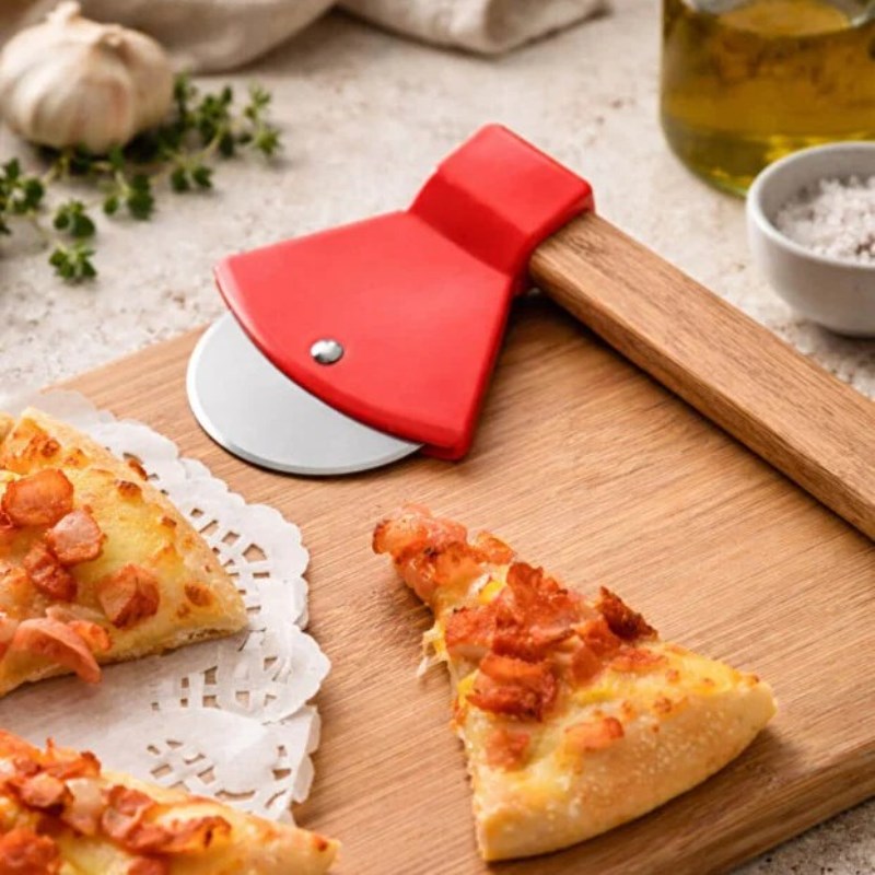 Pizza Kesici - Balta Tasarımlı - Ahşap Saplı - Paslanmaz Çelik Bıçaklı