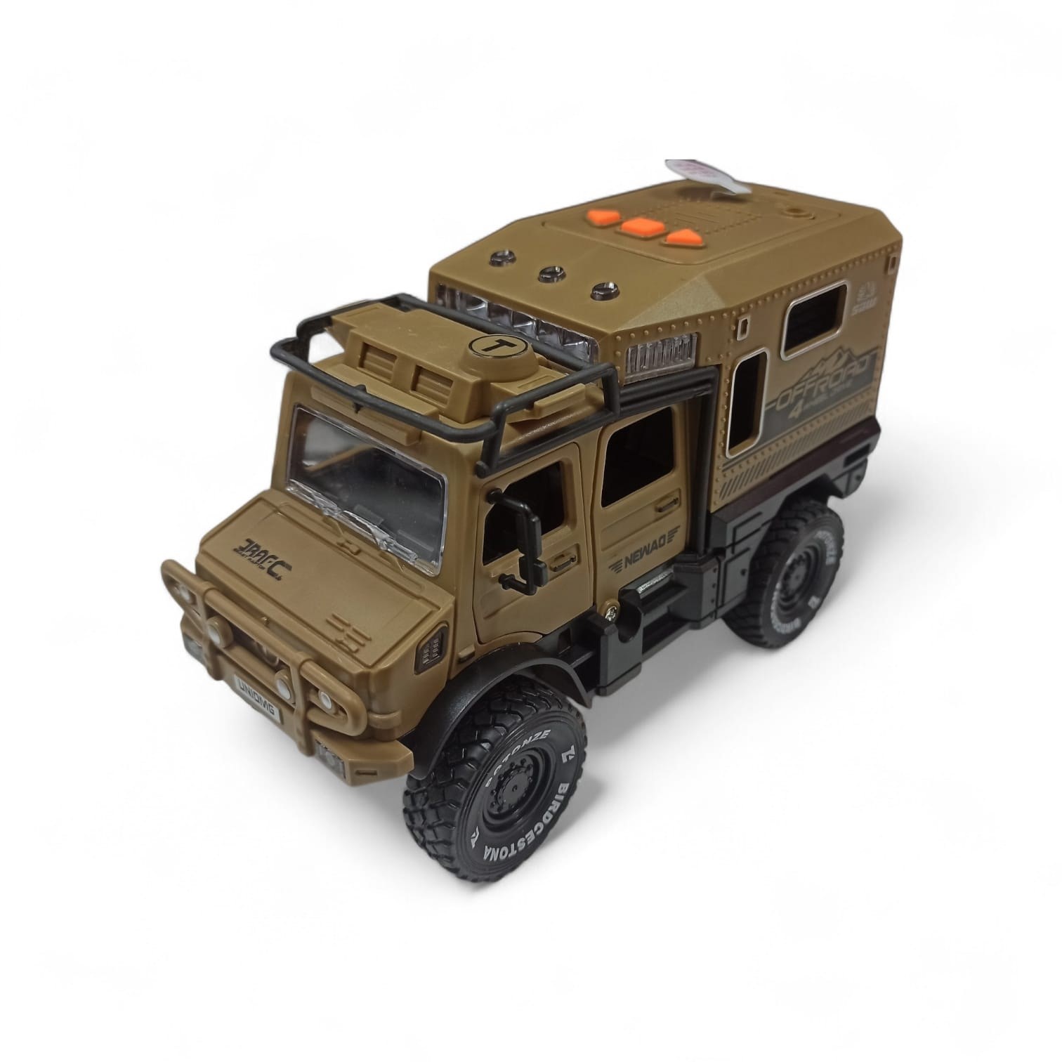Vardem Sürtmeli Işıklı Müzikli Lüks Arazi Aracı 18CM