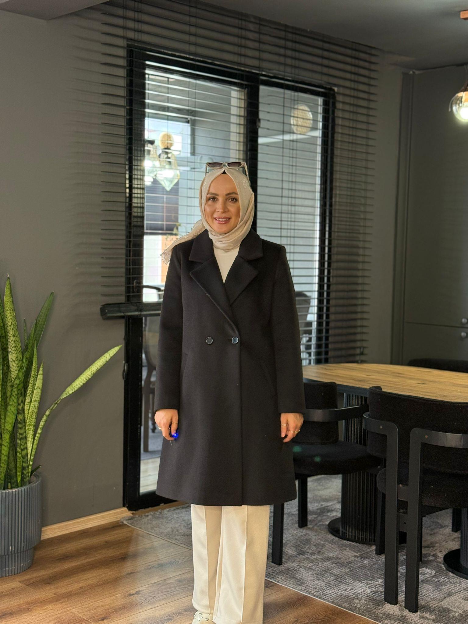 15194 VALERİA KABAN SİYAH 
