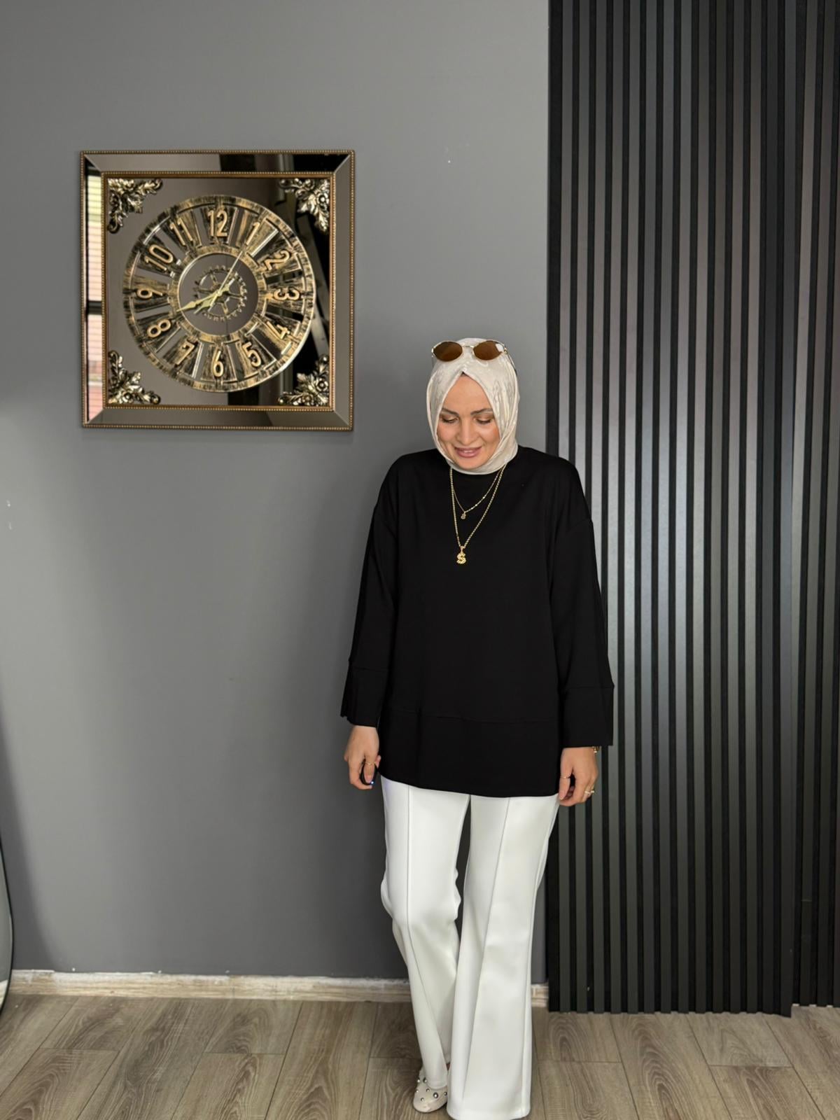 20735 KOL DETAY TUNİK SİYAH 