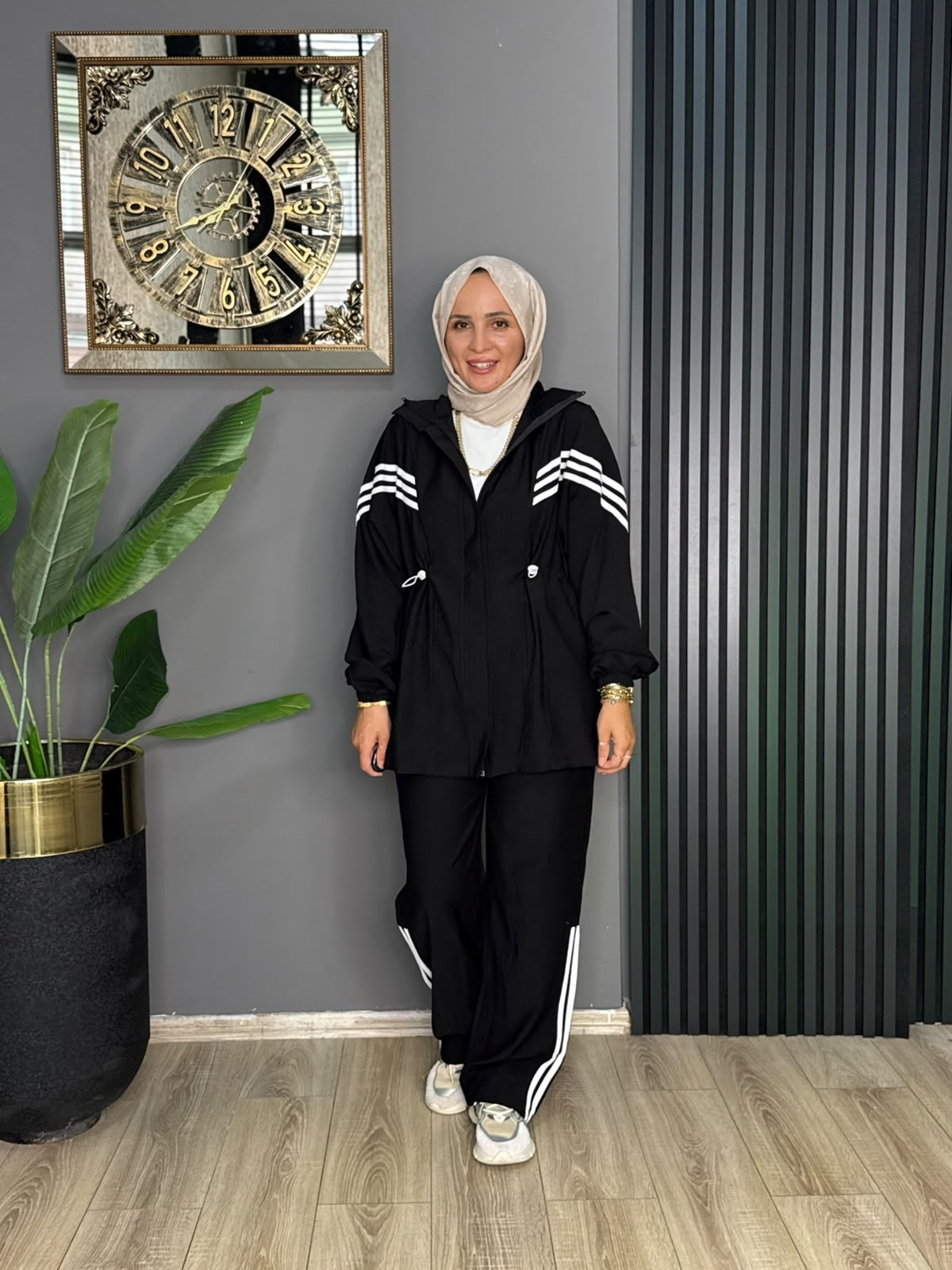 22910 EFTELYA TAKIM  SİYAH 