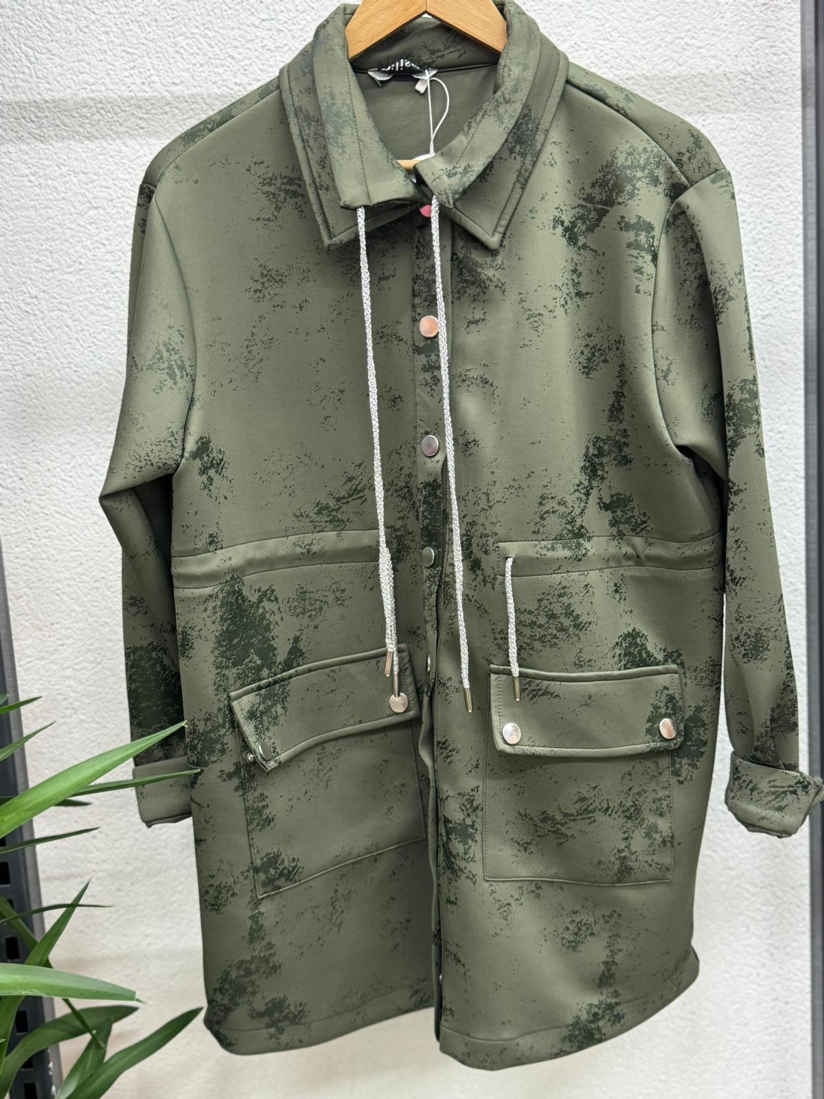 24245  SCUBA KUMAŞ PARLAK GEÇİŞLİ CEKET YEŞİL  