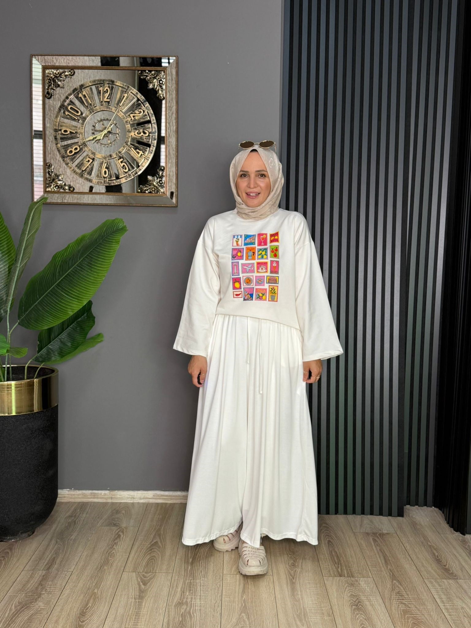 24446 İTALYA DESEN BASİC BLUZ 
