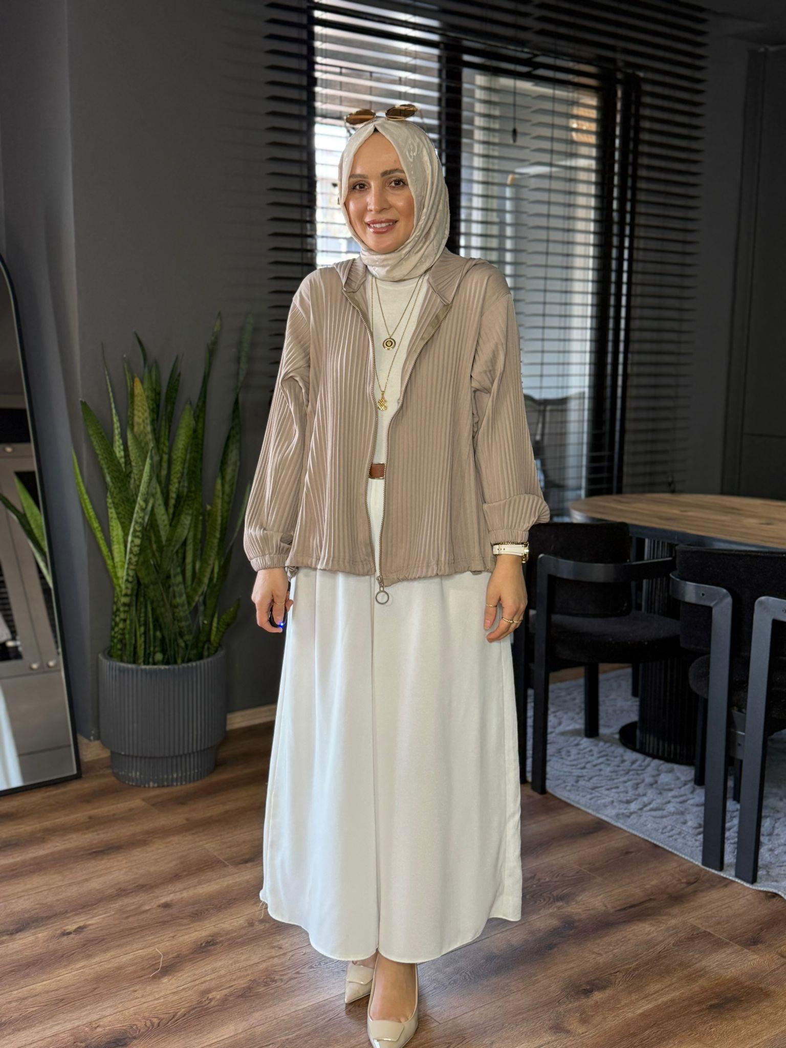 5780 PİLELİ KAPİŞONLU VİZON 