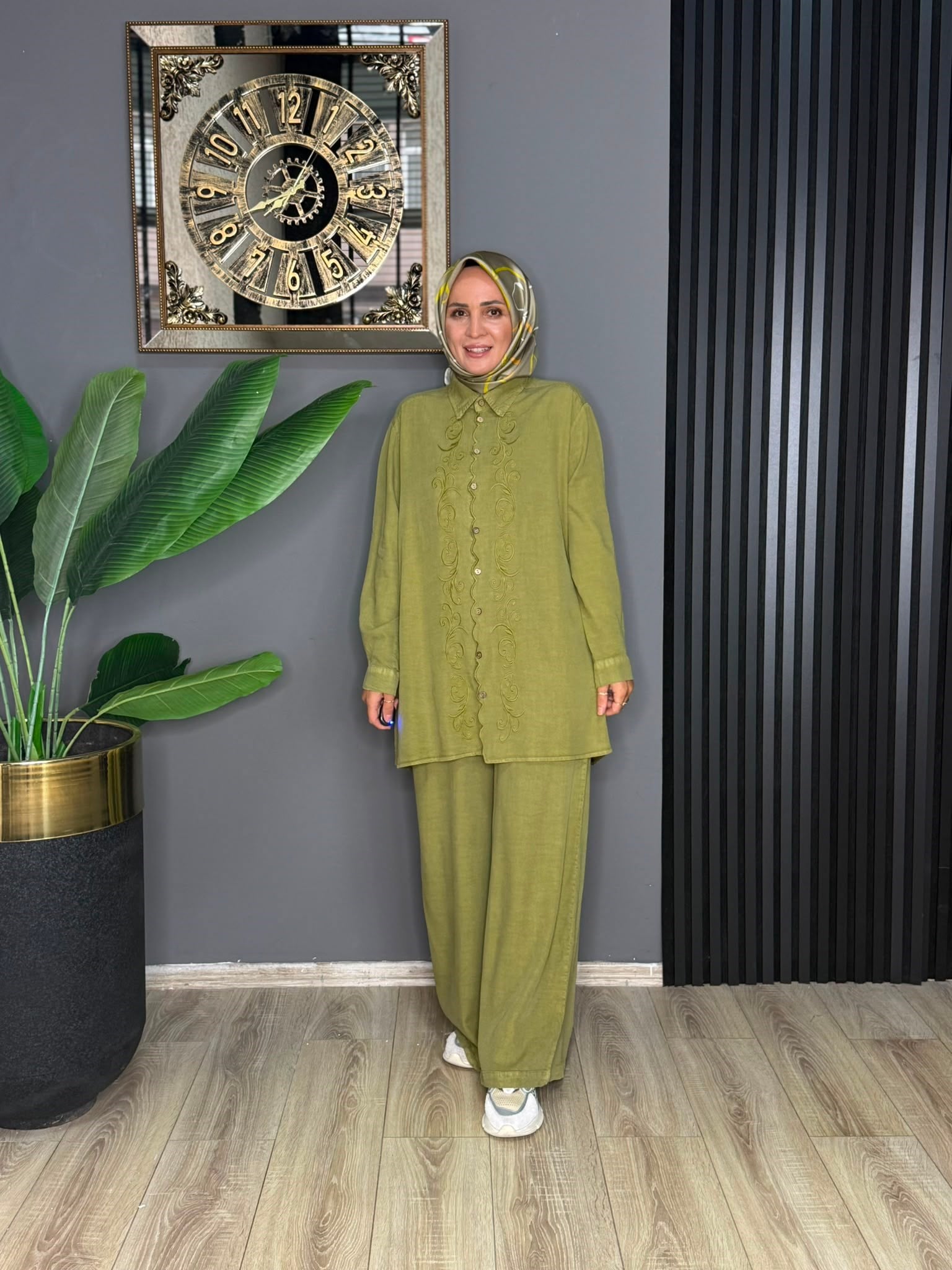 7958 ÖNÜ NAKIŞLI TENSEL TAKIM YEŞİL 