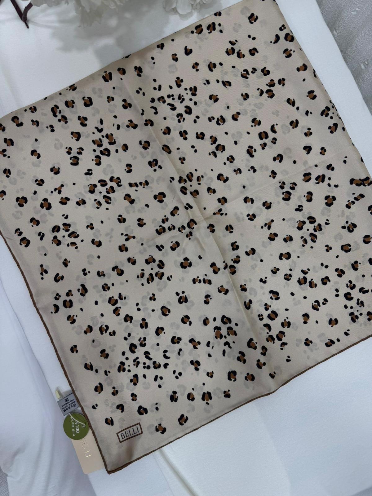 BELLİ EŞARP LEOPAR DESEN KREM 