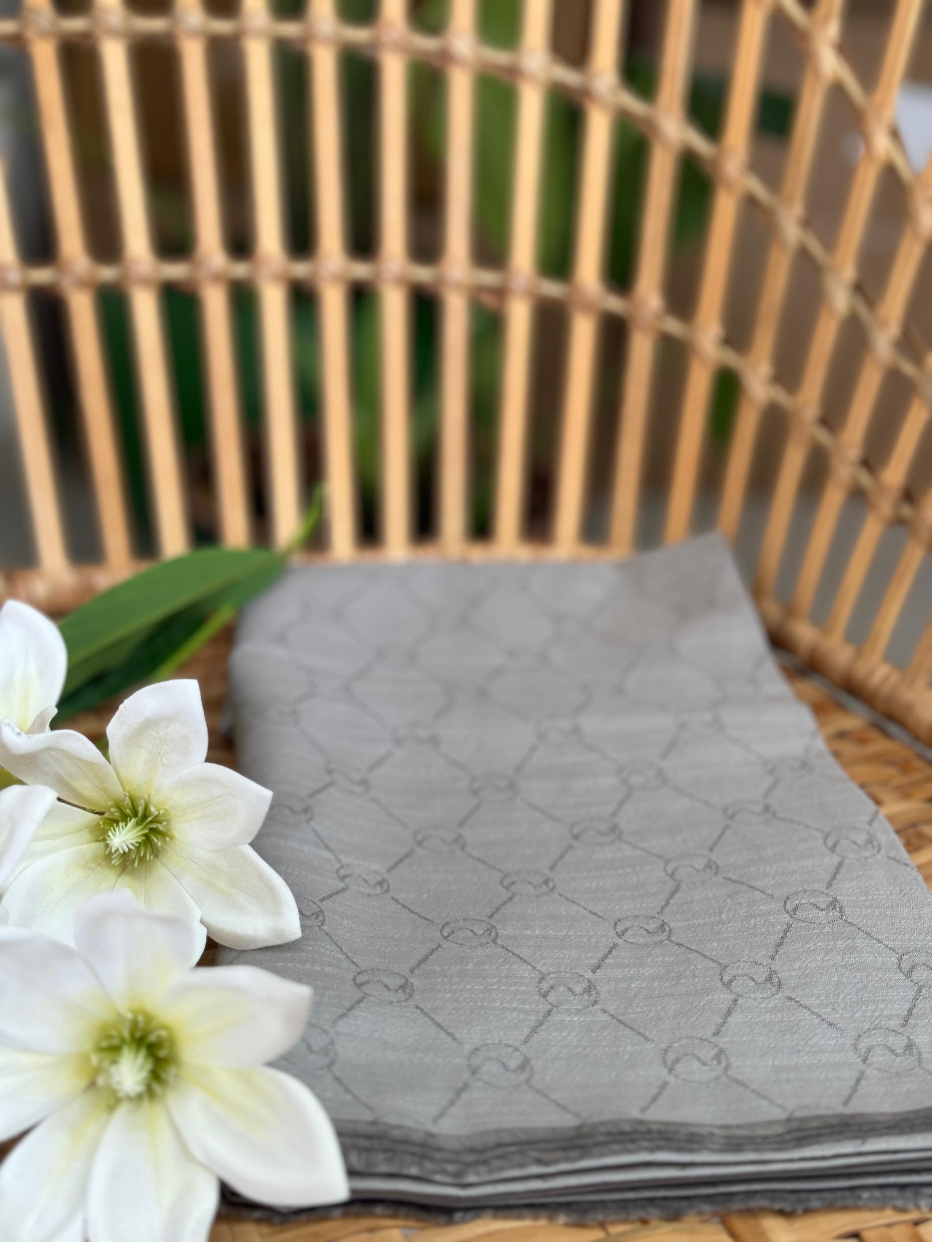 S DESEN MONOGRAM ŞAL GRİ