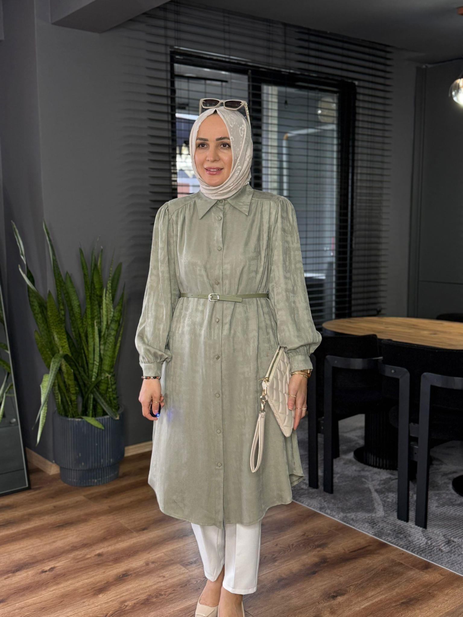 1014 KEMER DETAY TUNİK KREM 