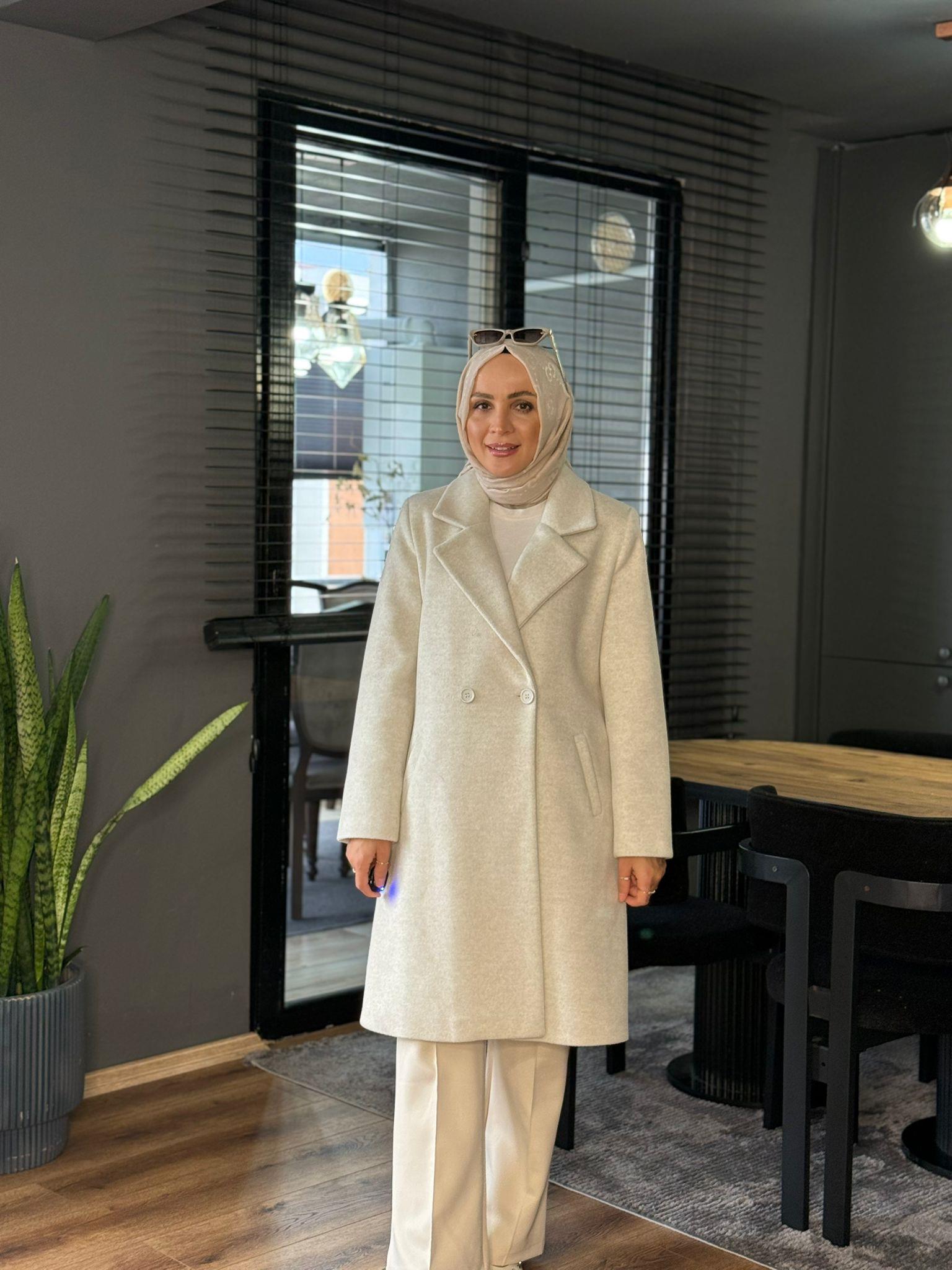 15194 VALERİA KABAN KREM 