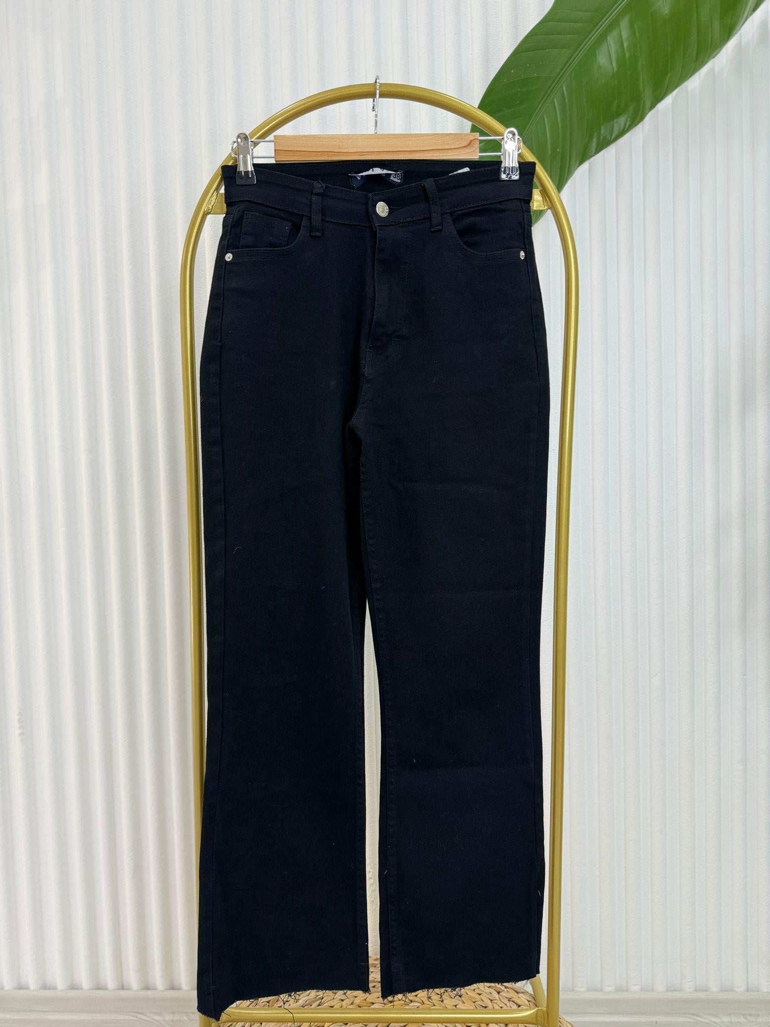 1608 KESİK PAÇA KOT PANTOLON SİYAH 