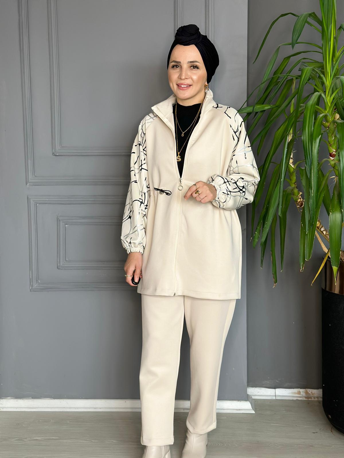 22598 İKİLİ DESENLİ  HIRKA TAKIM BEJ 