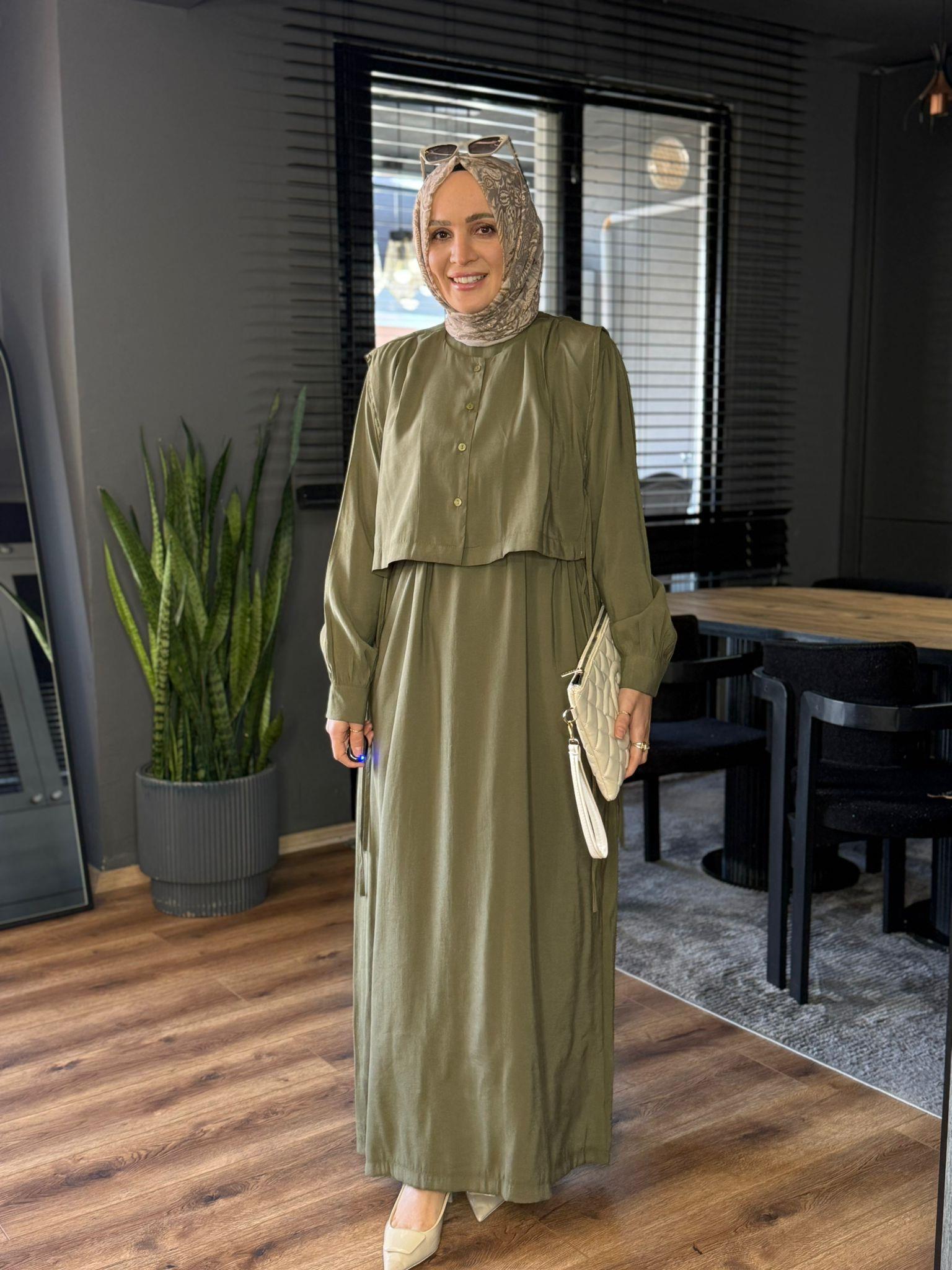 22711 İKİ PARÇA ELBİSE YEŞİL 