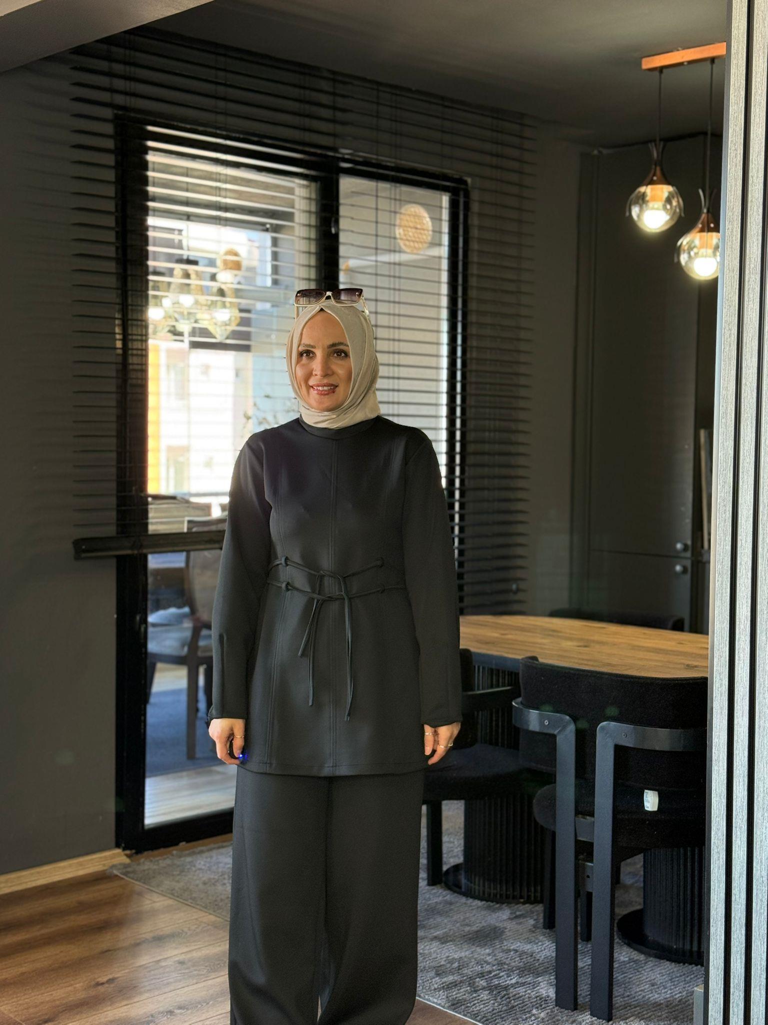 22816 OLİVYA TAKIM SİYAH S-M 
