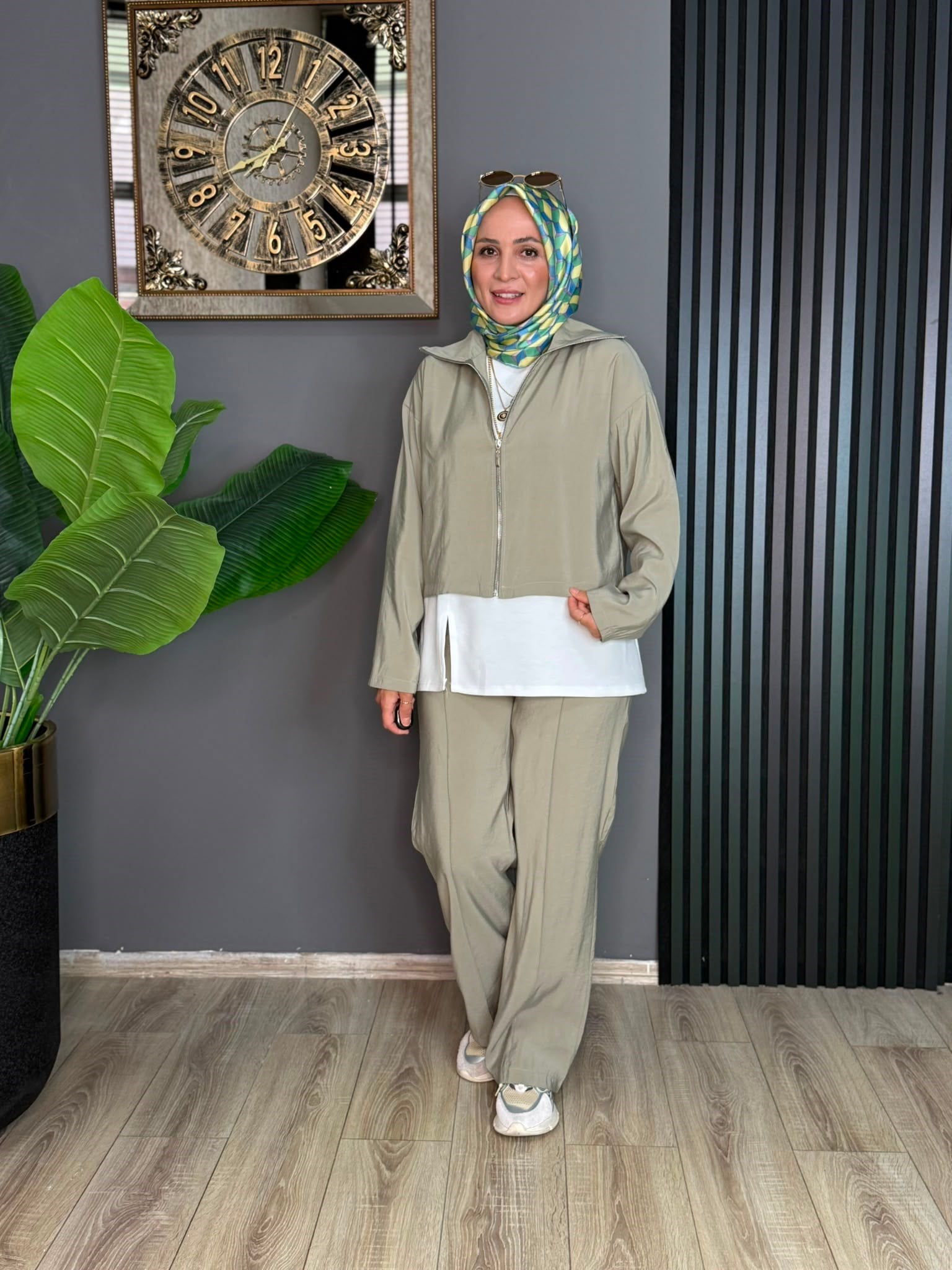 22881 VANİLYA ÜÇLÜ TAKIM YEŞİL 