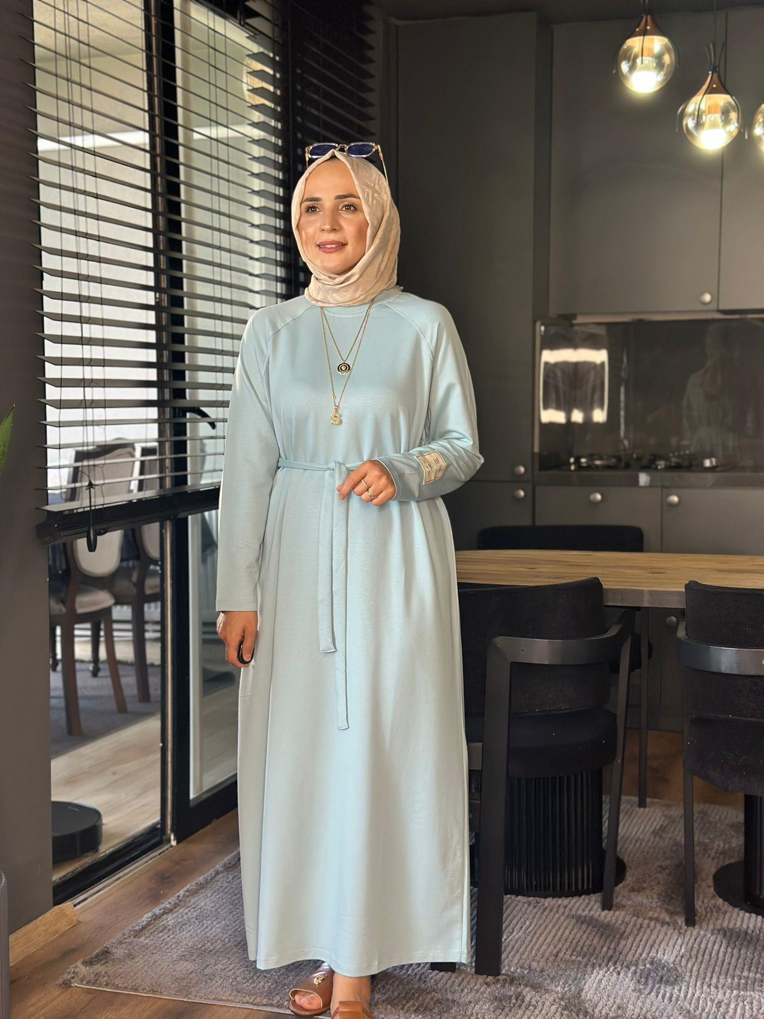 2400 KOLU ETİKET DETAYLI ELBİSE BEBE MAVİ 