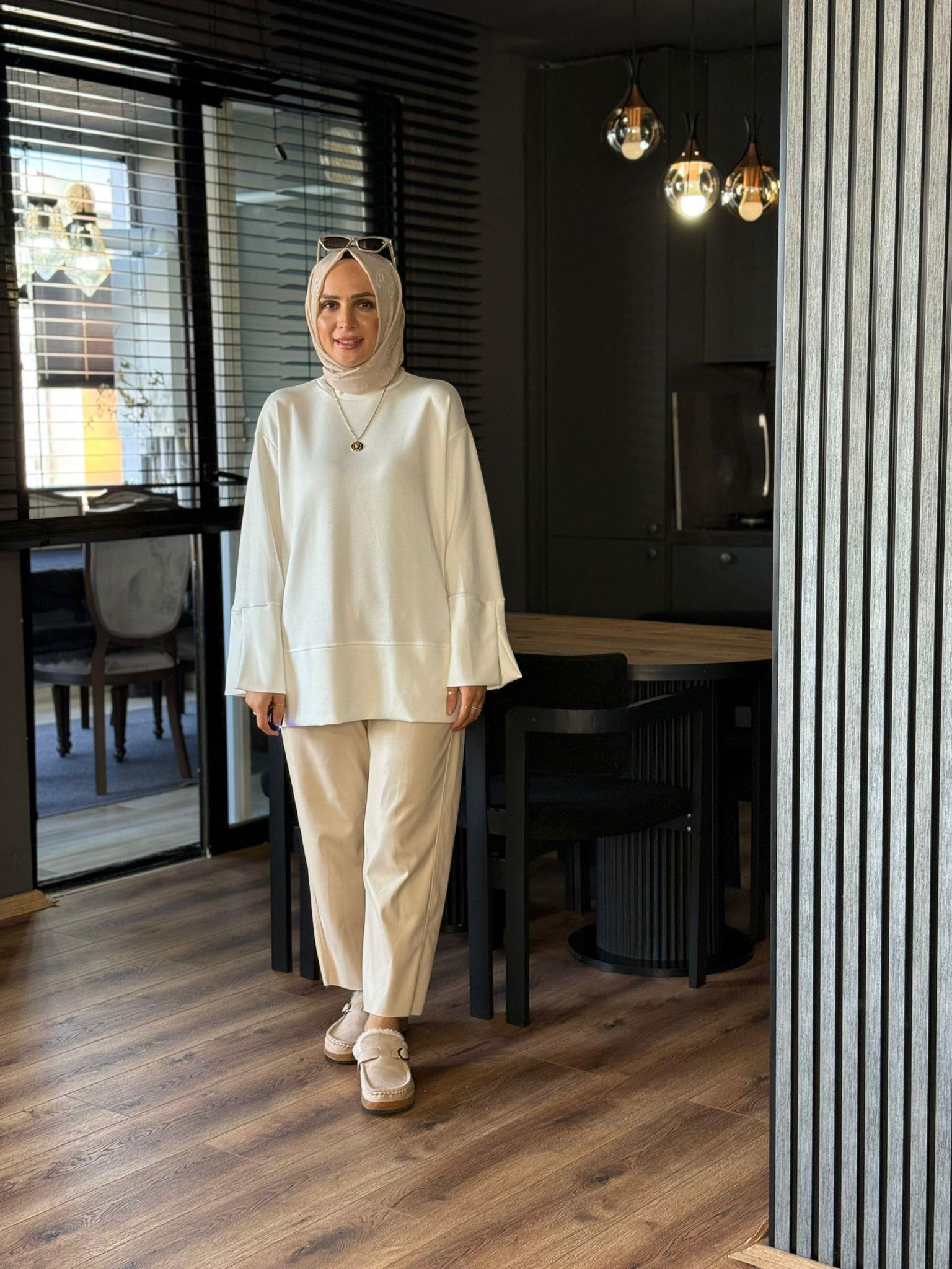 24371 KOL DETAY TUNİK BEYAZ S-M 