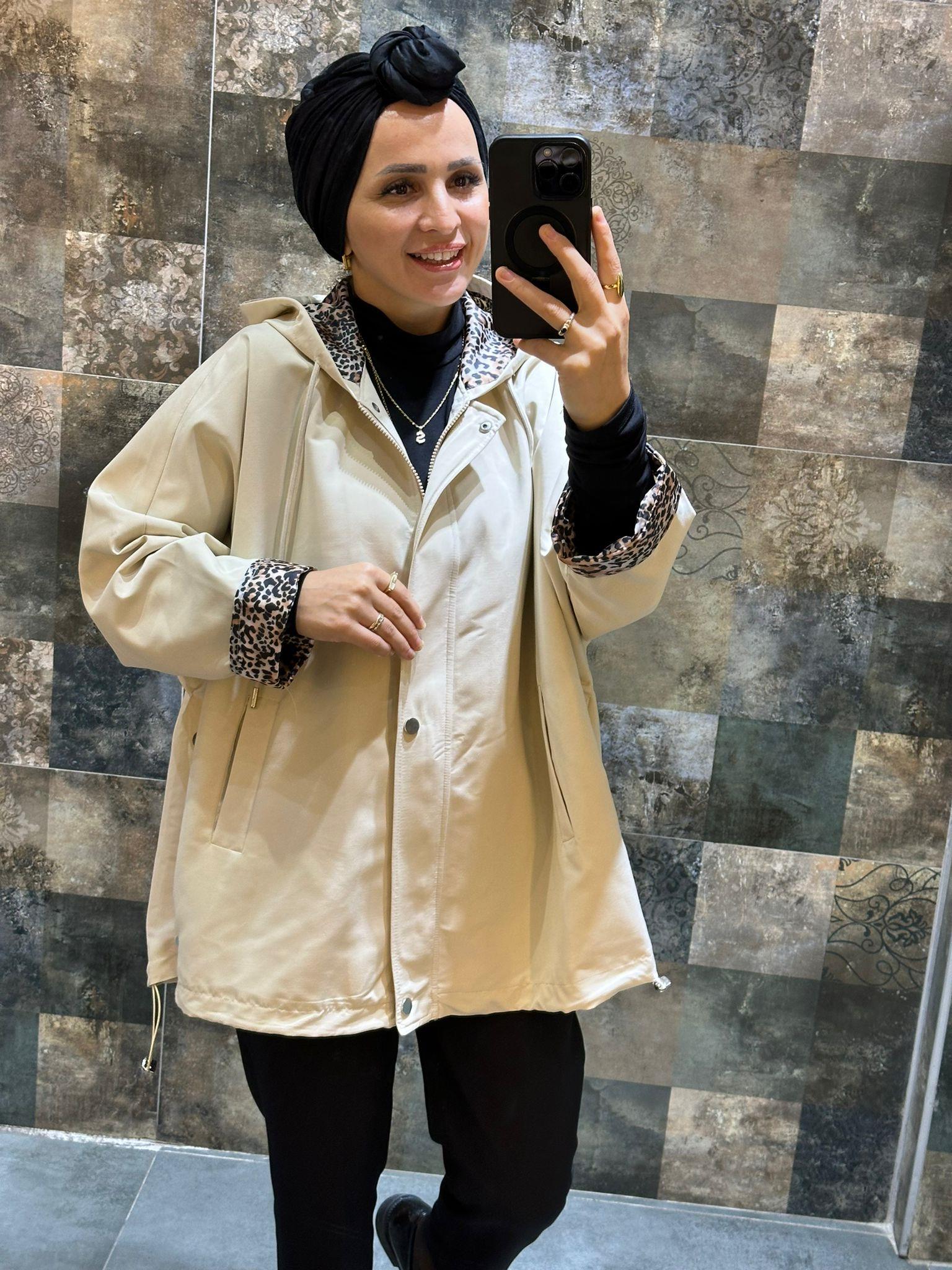257104 LEOPARLI YAĞMURLUK BEJ 