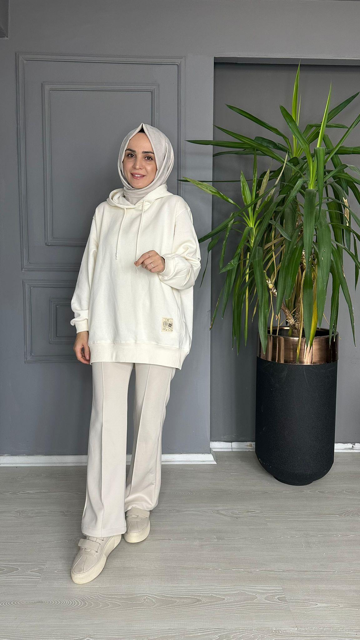 3105 KAPÜŞONLU SWEET KREM