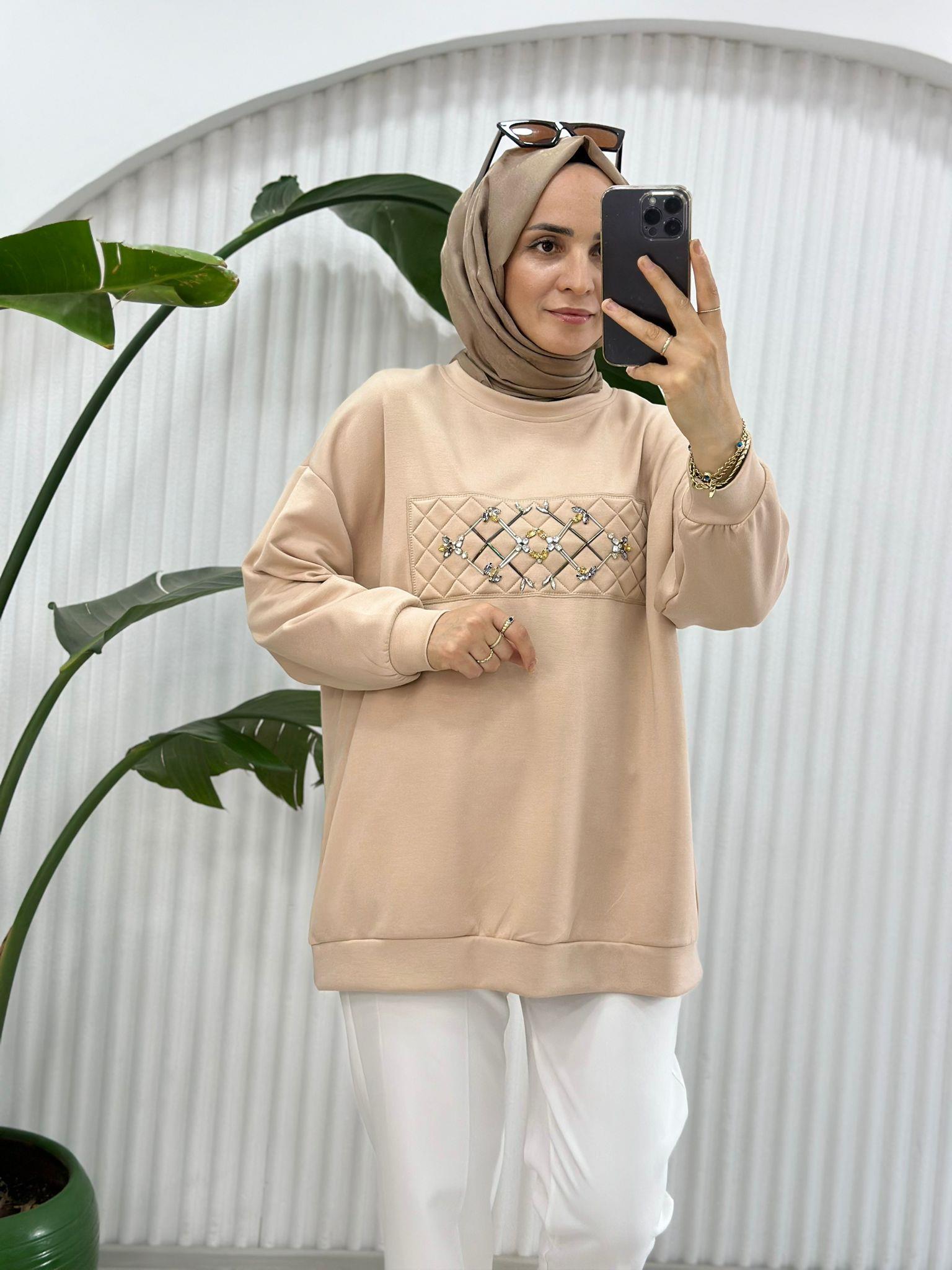 3143 KAPİTONE TAŞ DETAY SWEET KREM 