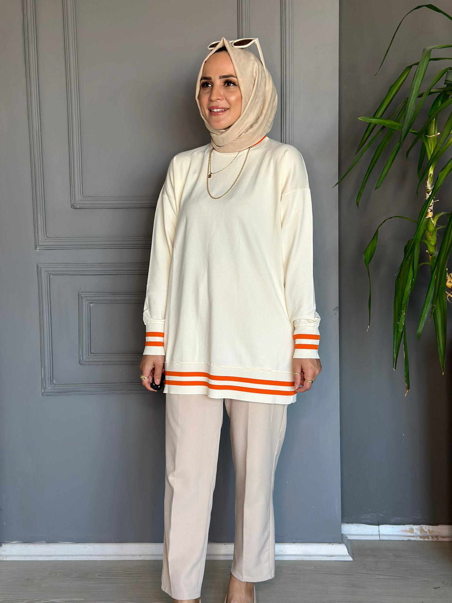 40422  TRİKO  KAZAK KREM