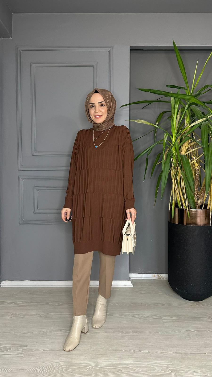 40704 MERSERİZE TRİKO ACI KAHVE