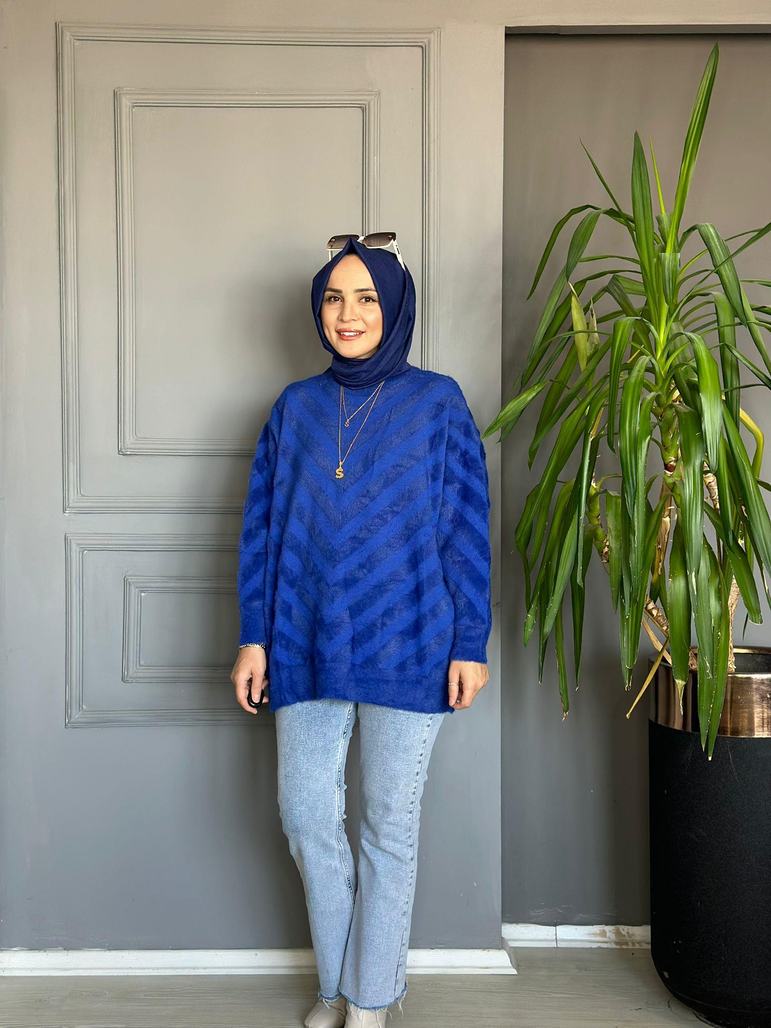 40834 V DETAY ANGORA KAZAK MAVİ