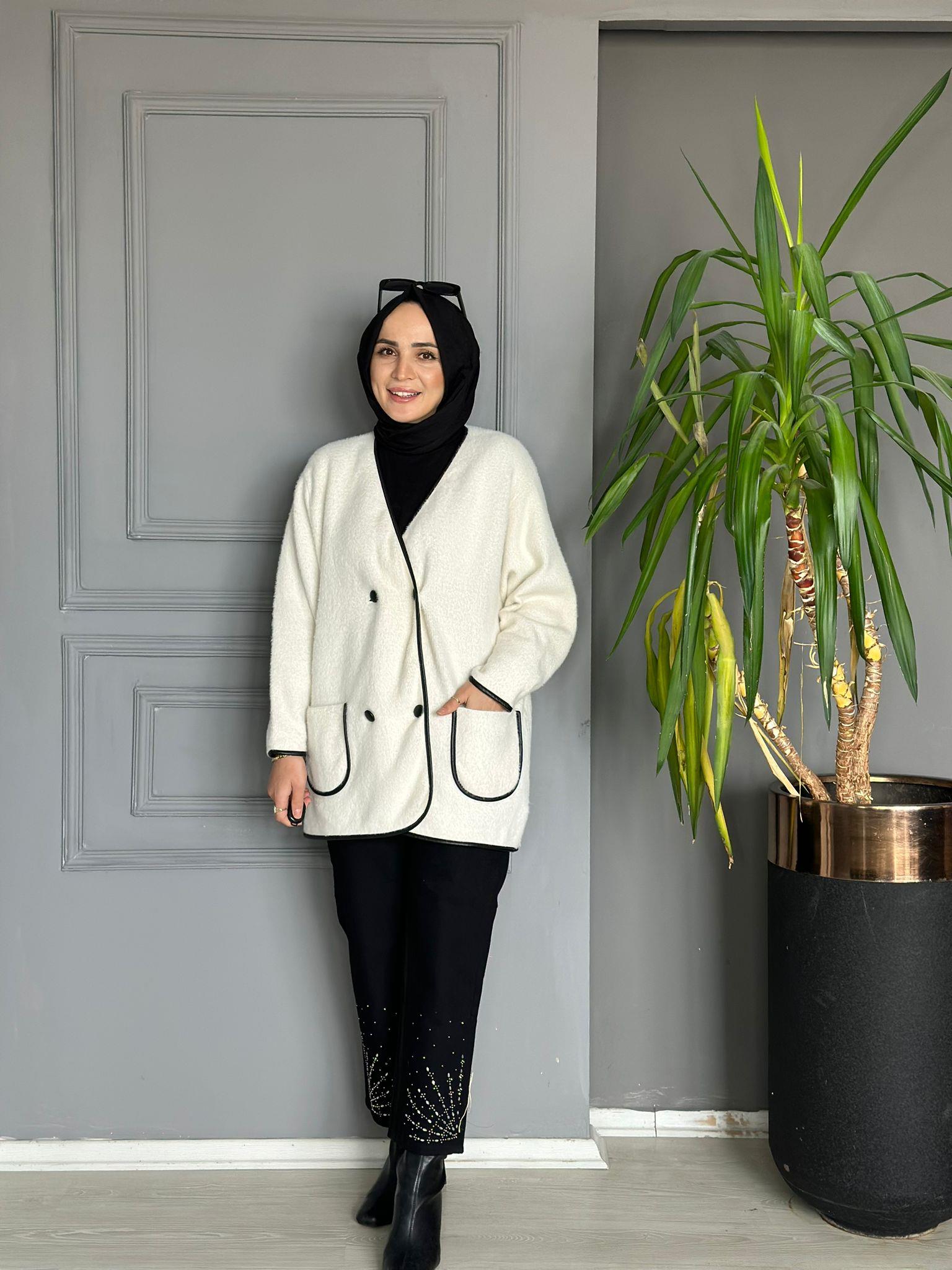40840 DERİ DETAY ANGORA CEKET KREM