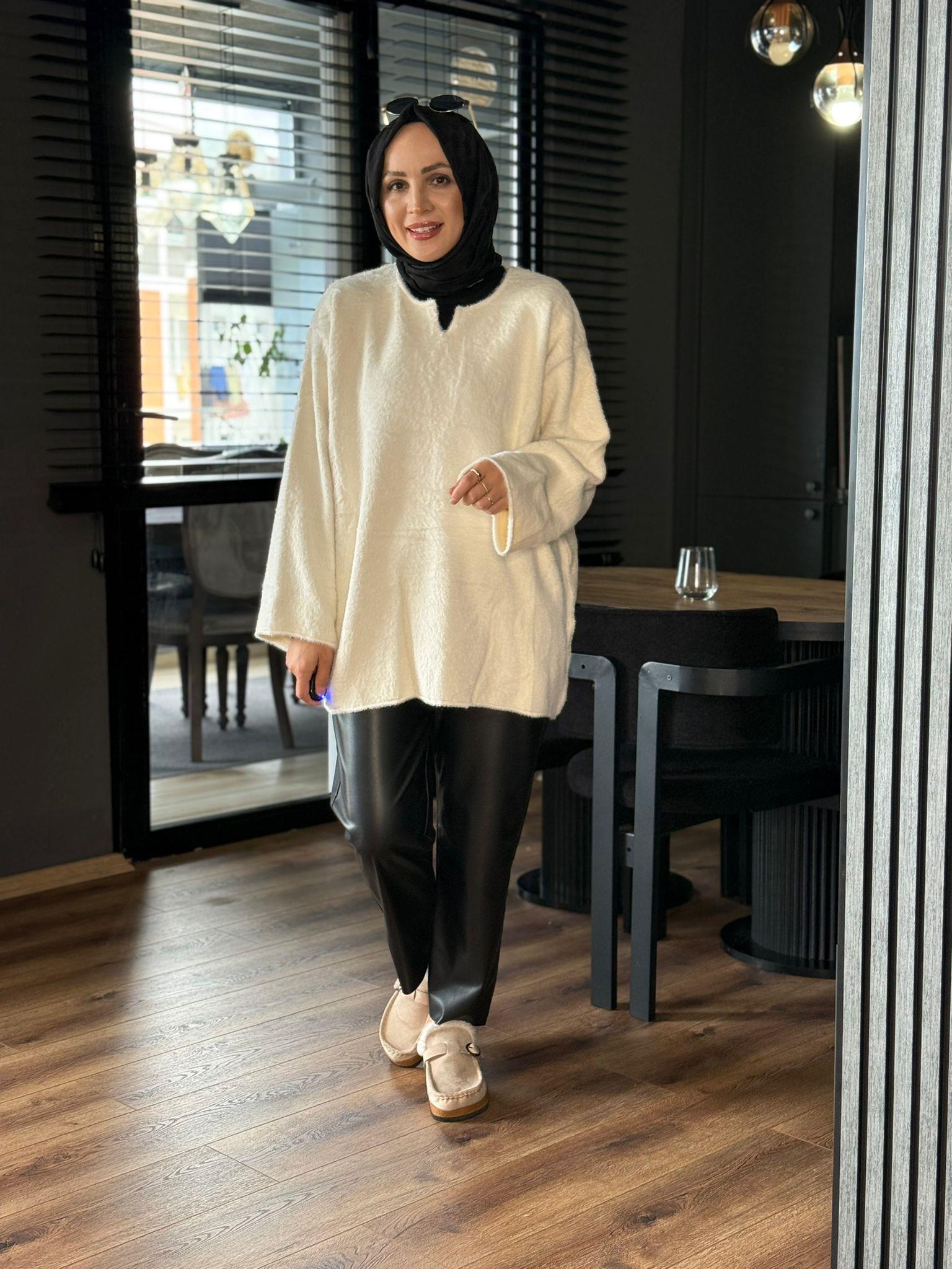 44100 PELUŞ KAZAK EKRU STD