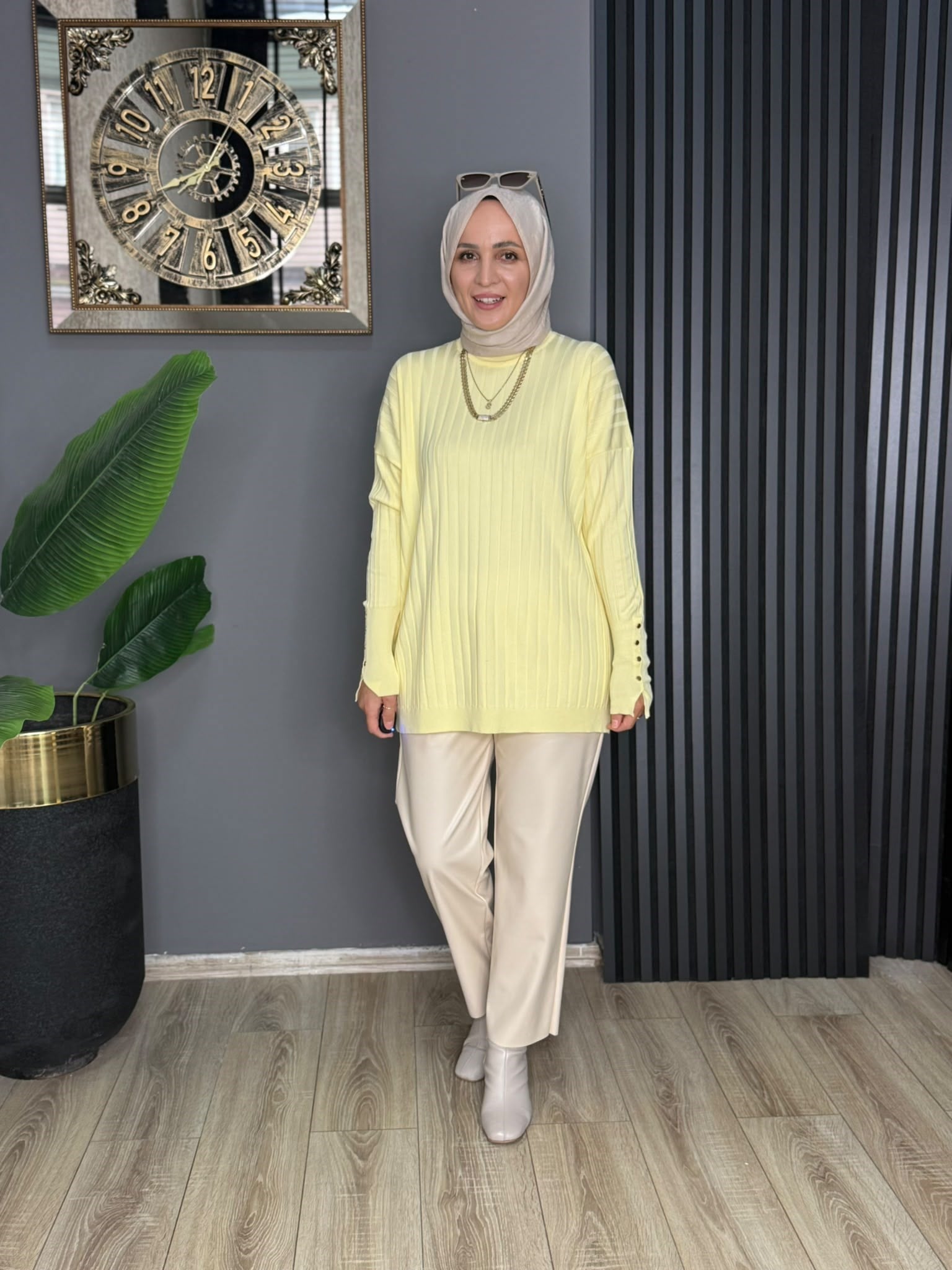 44258 DÜĞME DETAY FİTTİLİ MERSERİZE SARI 