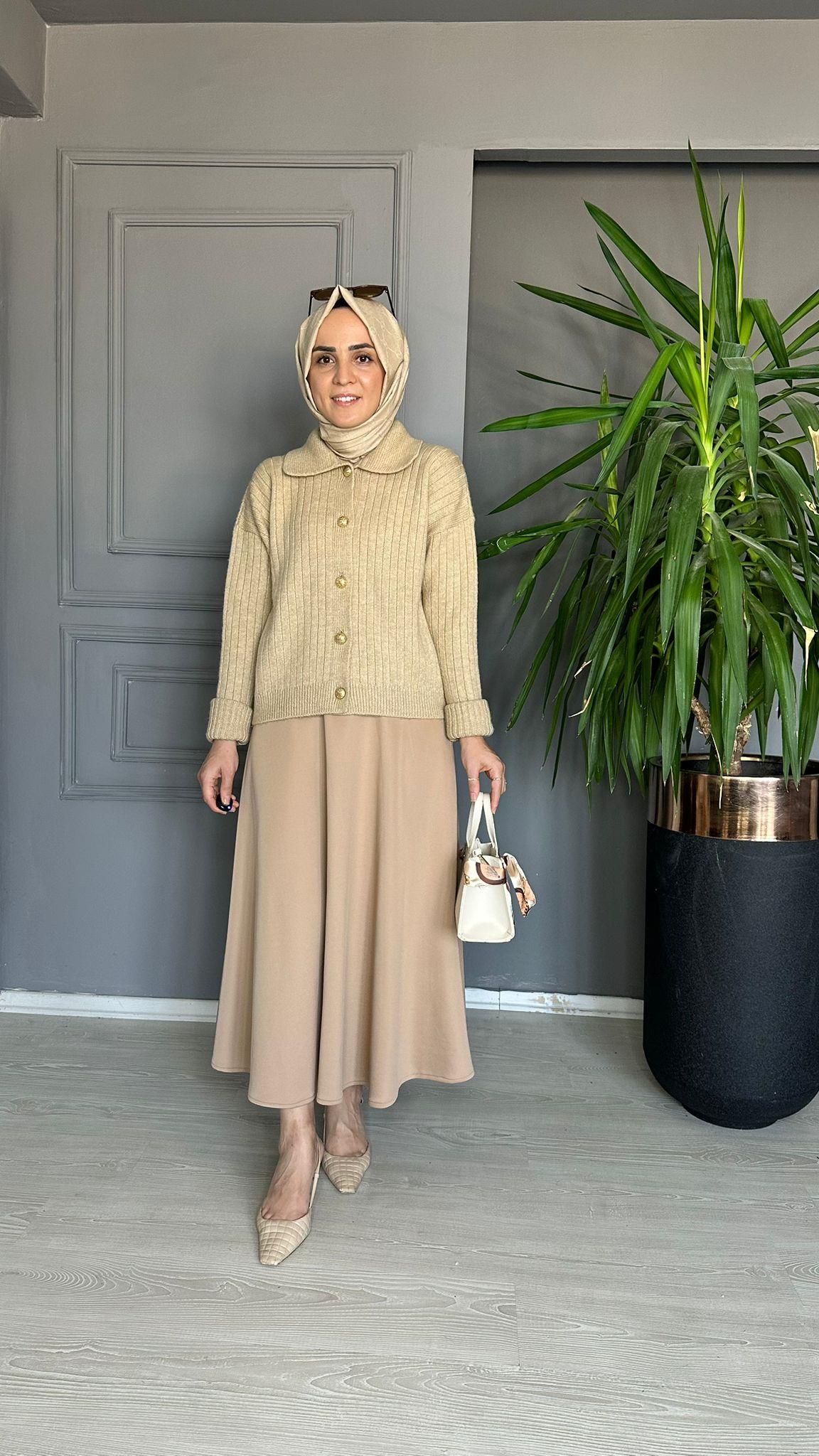 50301 TRİKO HIRKA BEJ