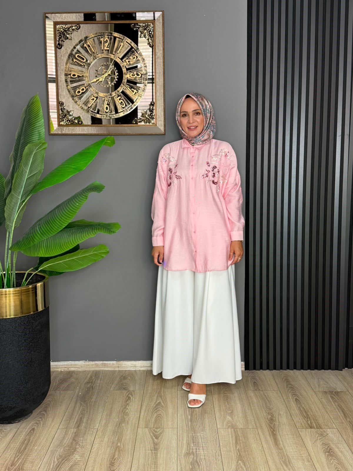 5439 ÇİÇEK İŞLEMELİ GÖMLEK PEMBE STD 