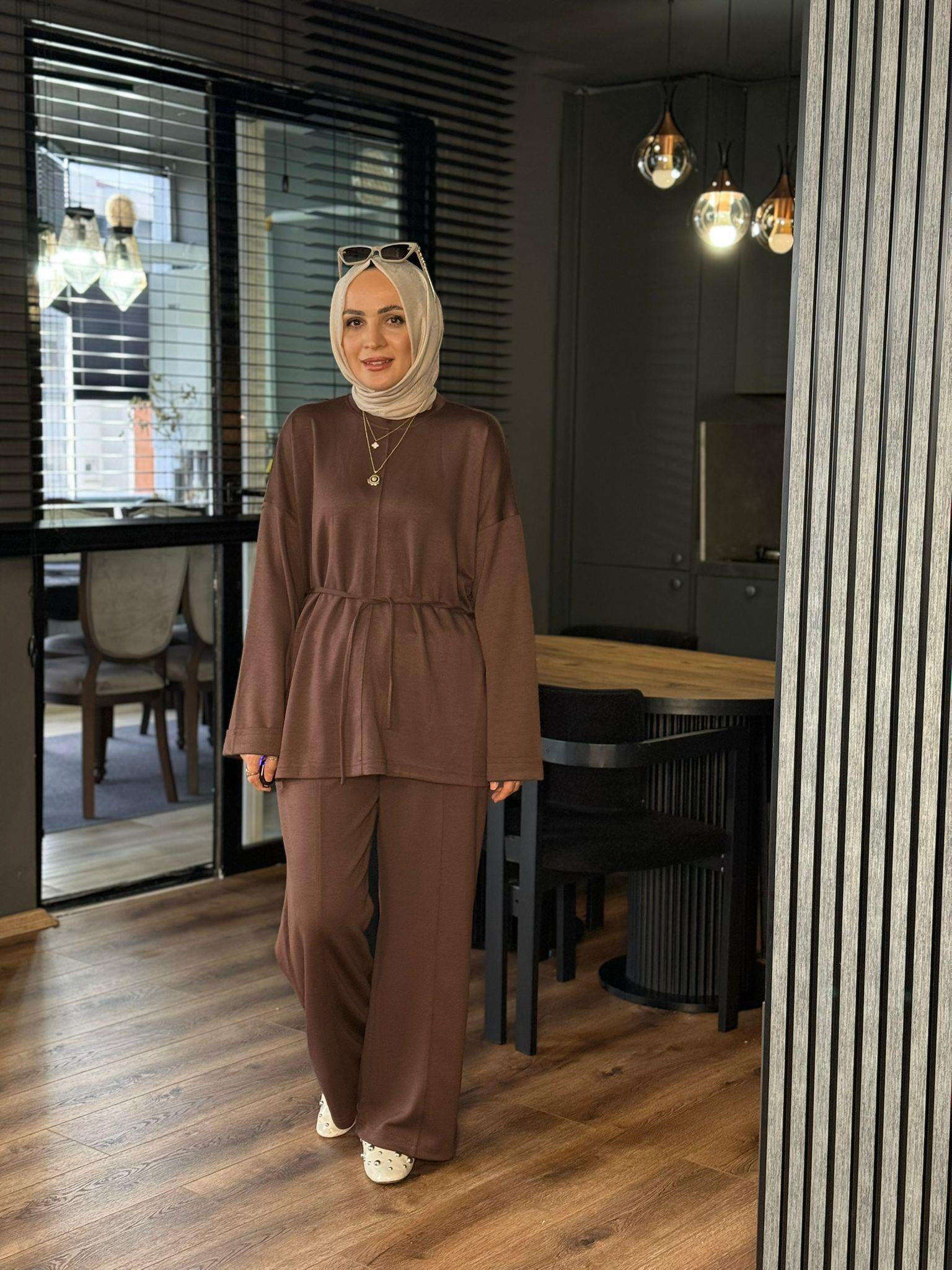 6050 LİLYUM TAKIM  KAHVERENGİ 