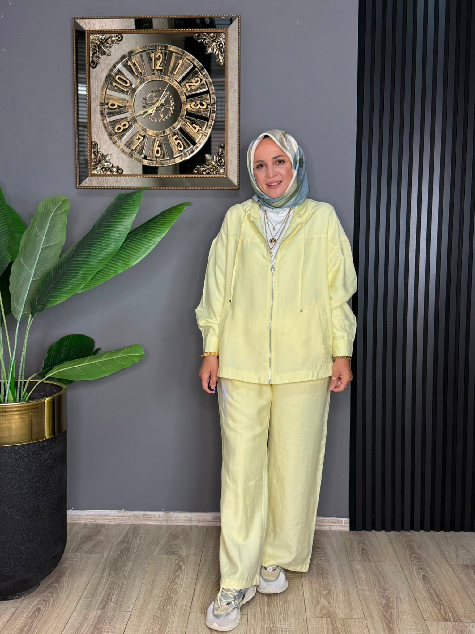 6392 BELLA TAKIM SARI 