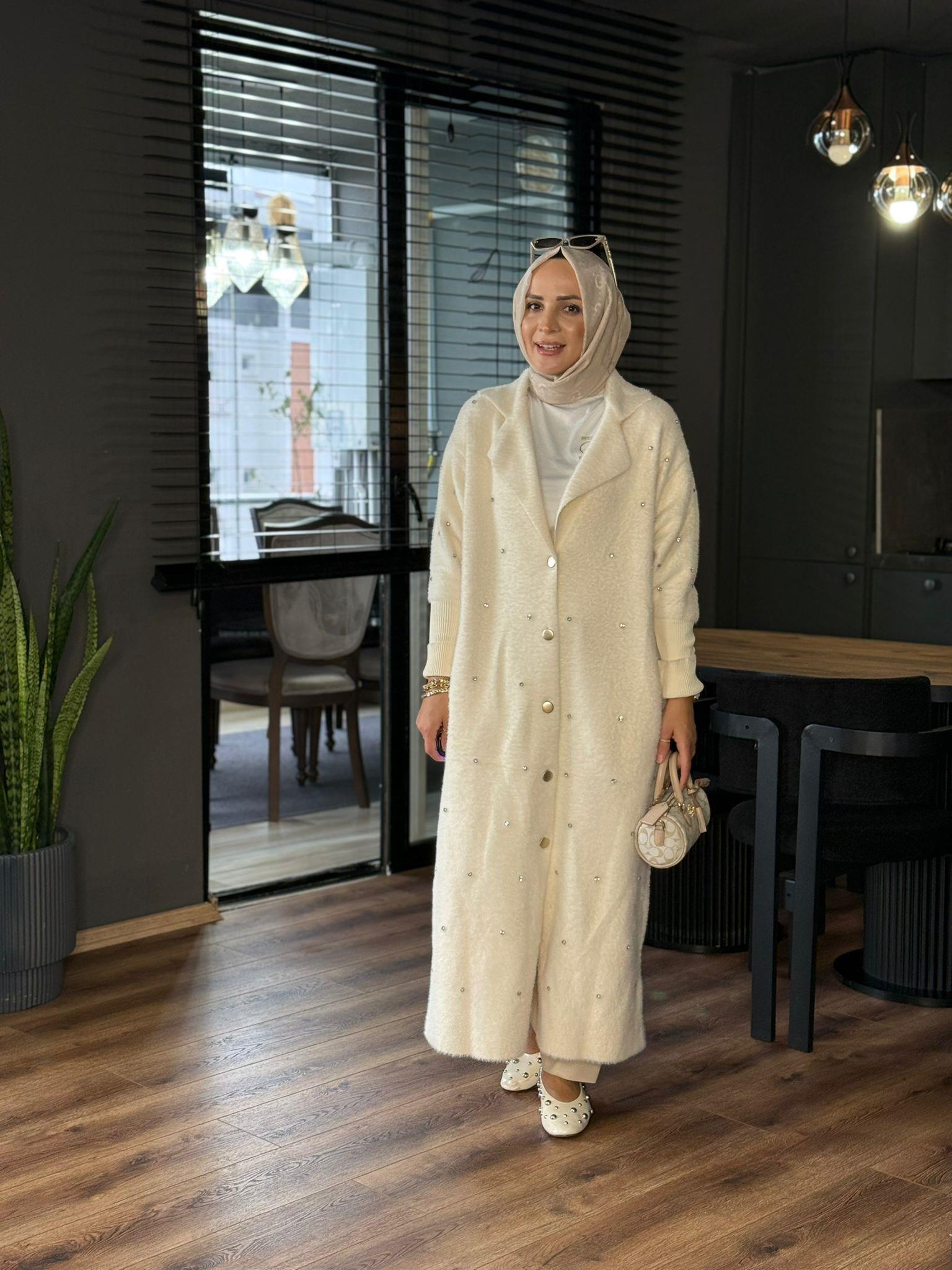 80160  TAŞLI UZUN HIRKA KREM STD